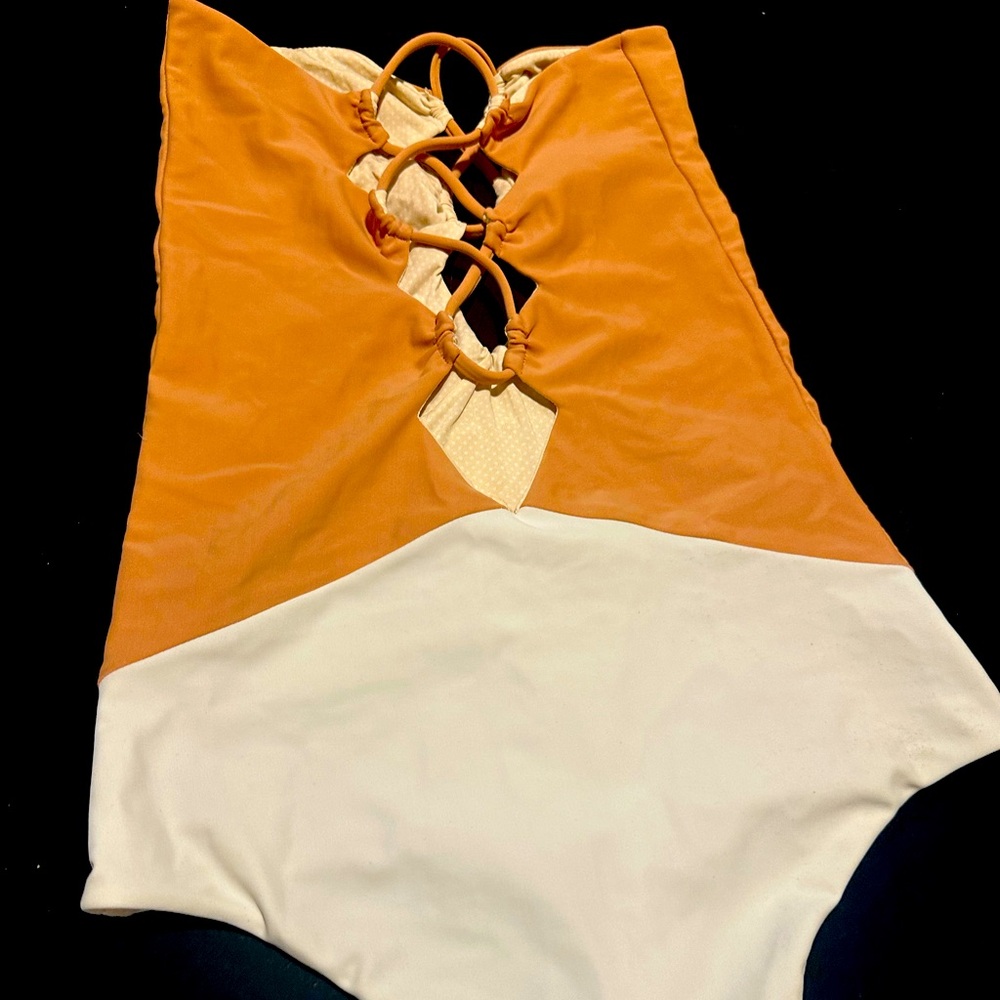 Acacia Bronx Full Piece